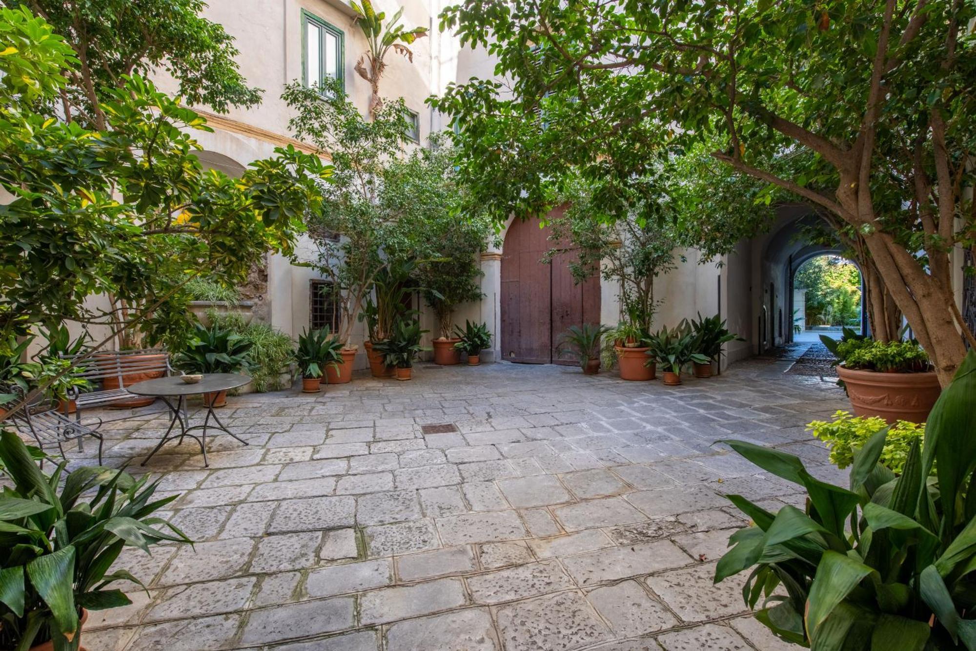 Palazzo De Gregorio Apartments Palermo Kültér fotó